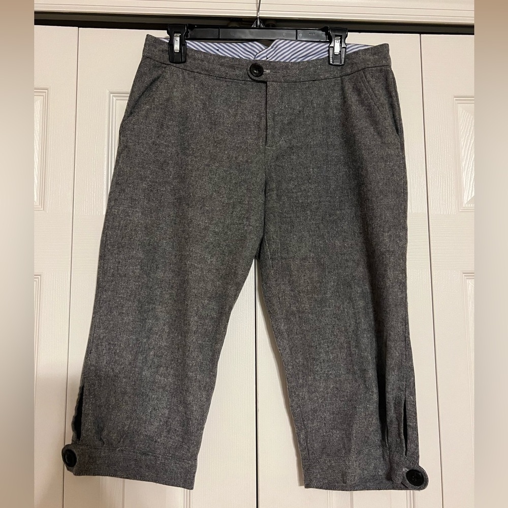 Gap Capris Size 8